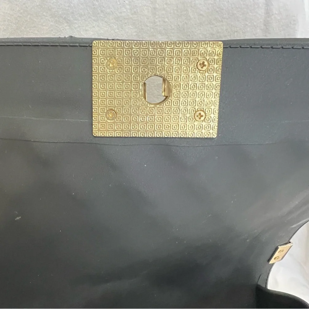 TOYBOY black quilted jelly crossbody bag with gold chain and accents. - Picture 12 of 12